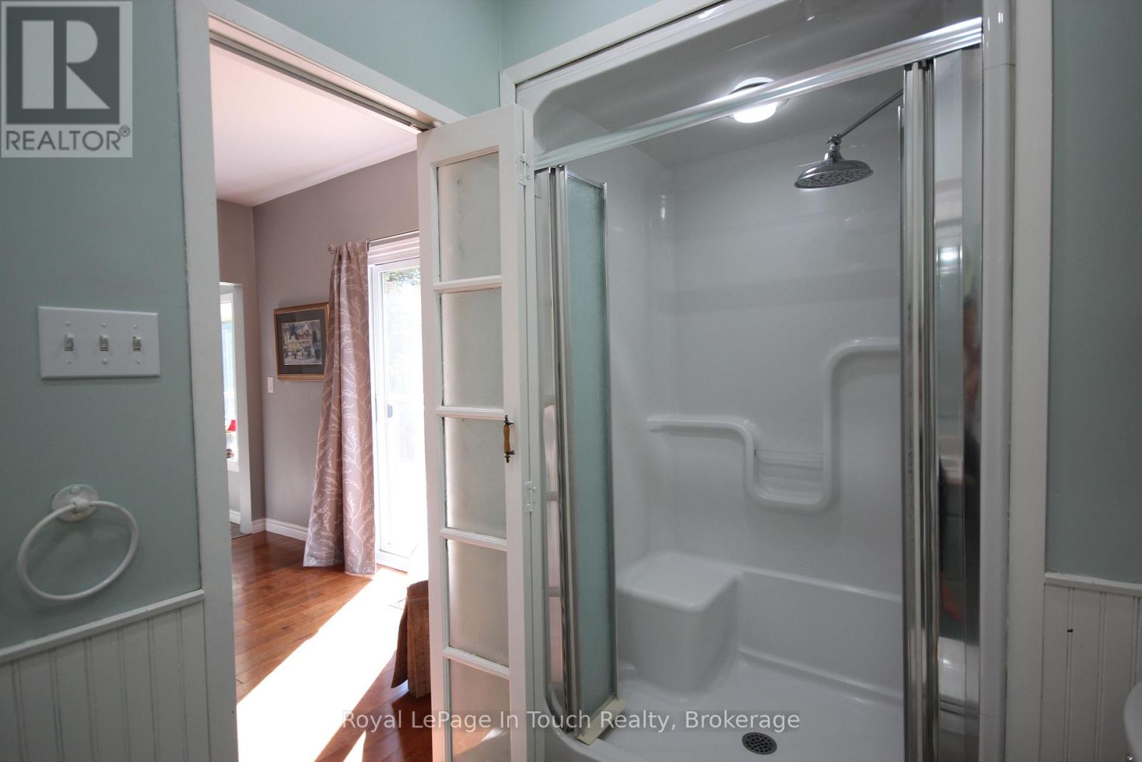 18 Shady Glen Lane Property Photo 14