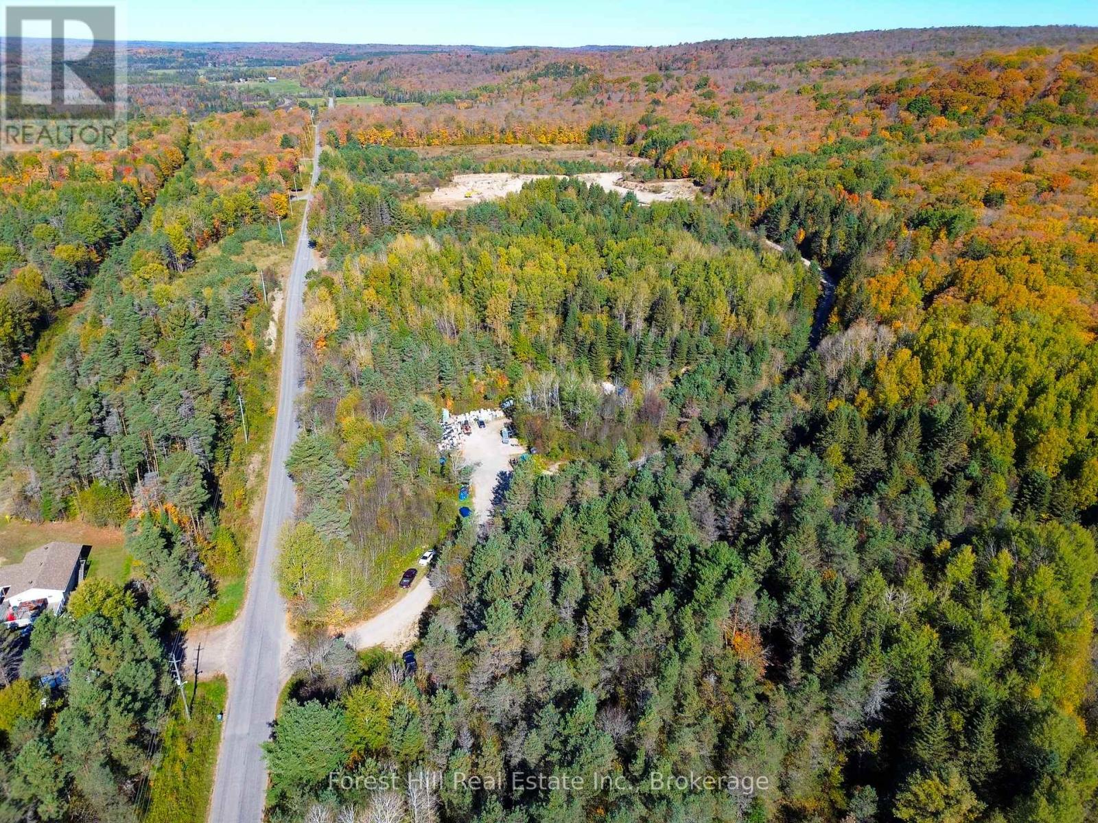 63 Leggets Road Photo de la propriété 1