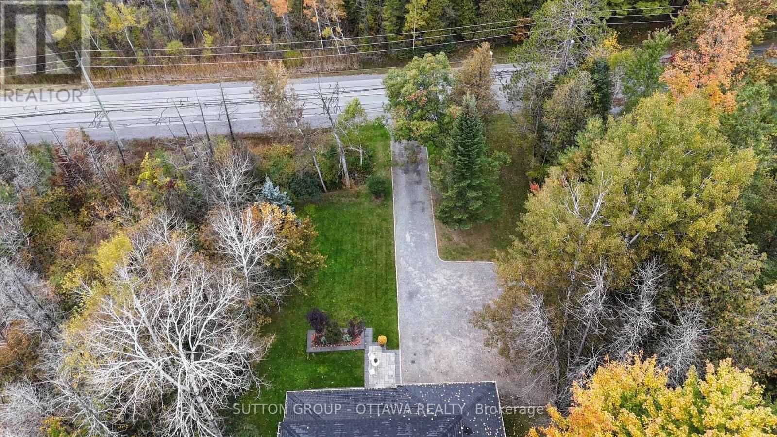 2954 Richardson Side Road Property Photo 2