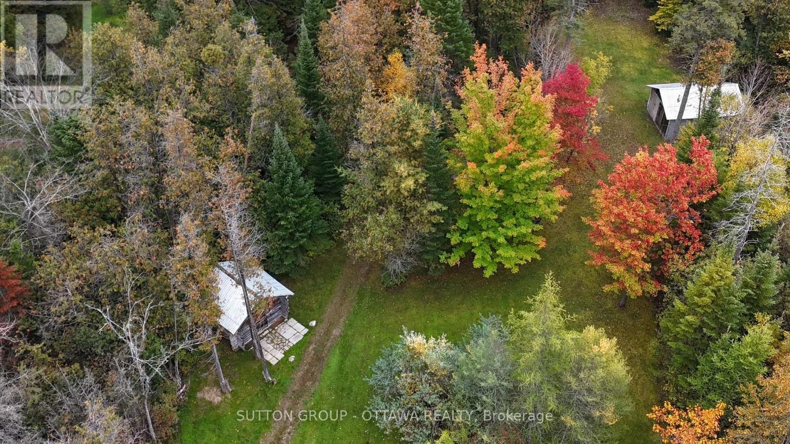 2954 Richardson Side Road Property Photo 3