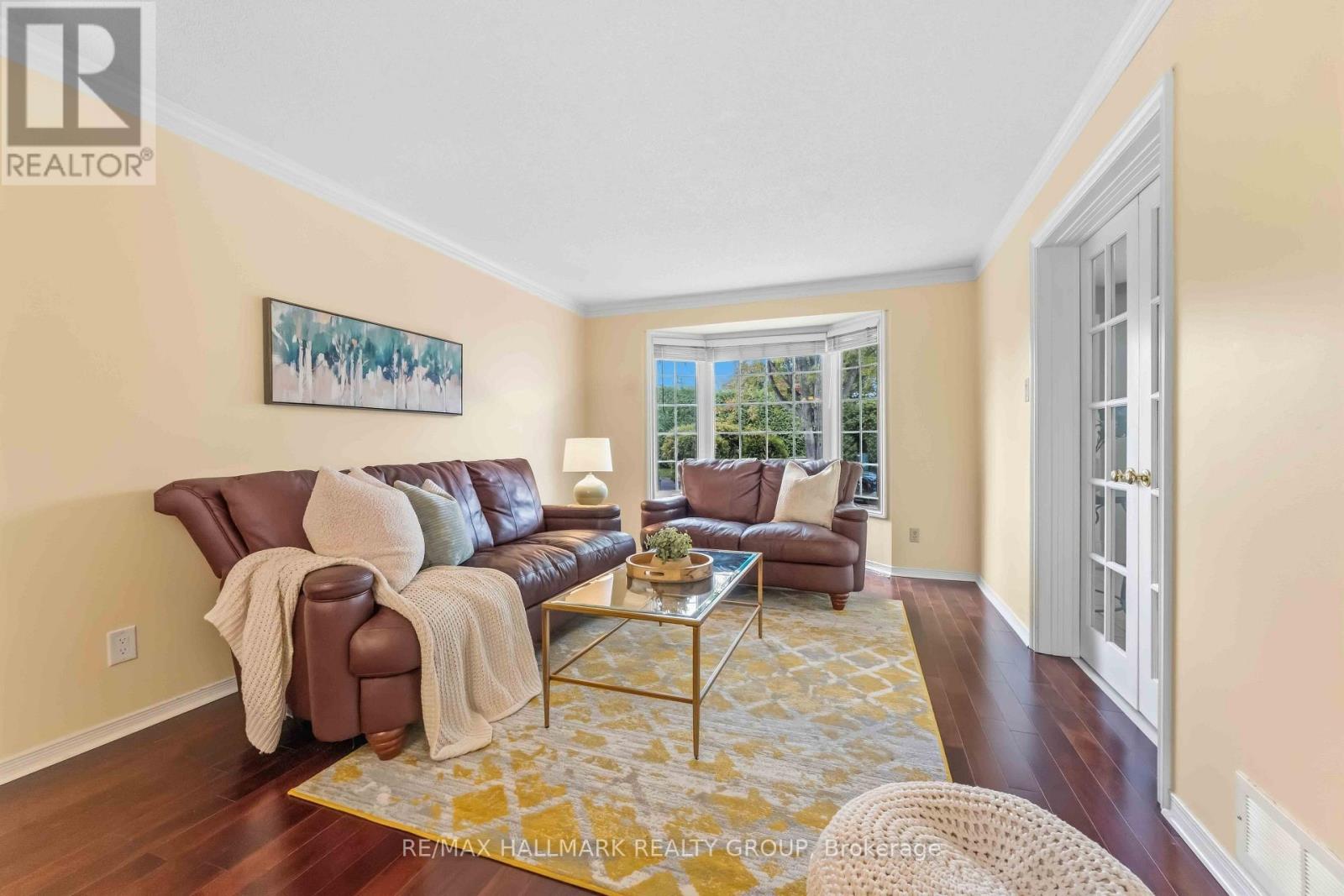 2053 Rolling Brook Drive Property Photo 8
