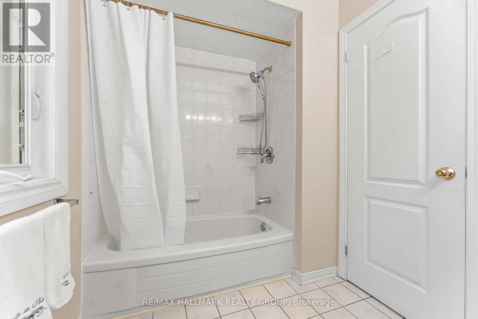 2053 Rolling Brook Drive Property Photo 24