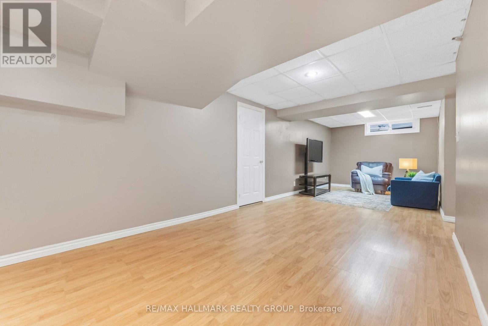2053 Rolling Brook Drive Property Photo 34