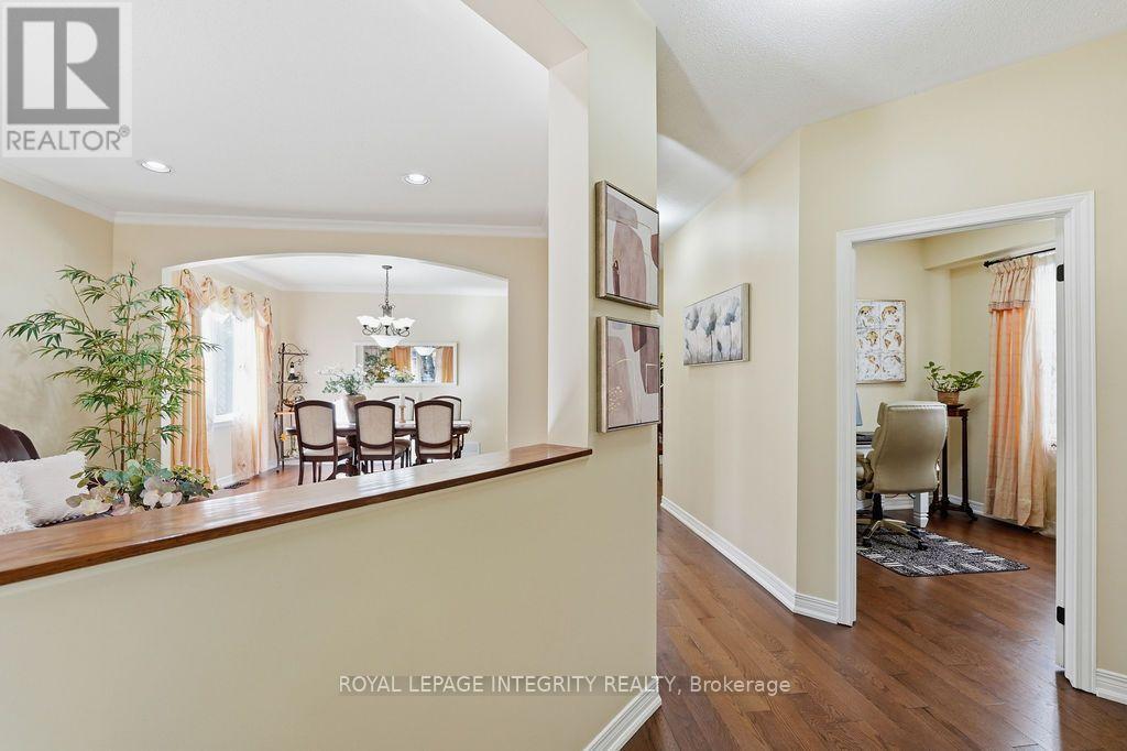 92 Maricona Way Property Photo 3