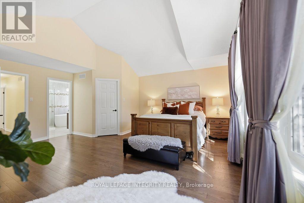 92 Maricona Way Property Photo 36