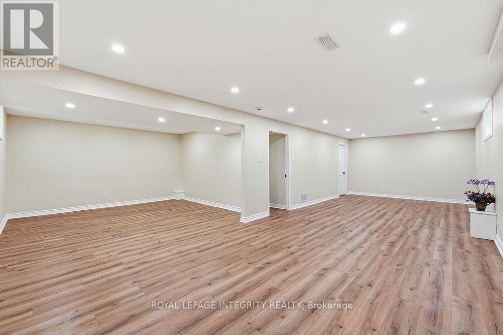 92 Maricona Way Property Photo 45