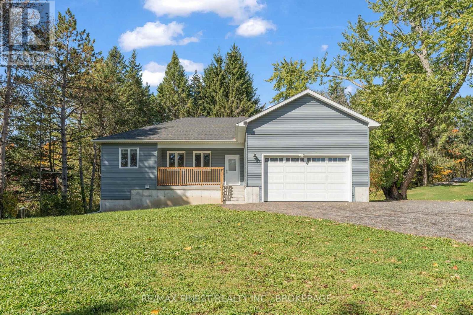5082 Highway 15 Property Photo 1