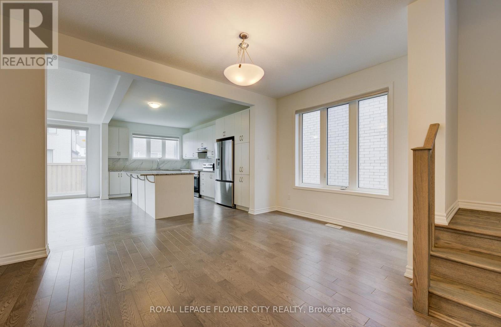 51 William Nador Street Property Photo 8