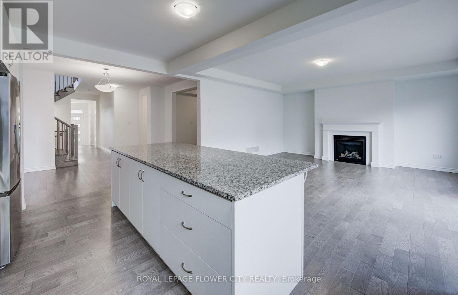 51 William Nador Street Property Photo 14