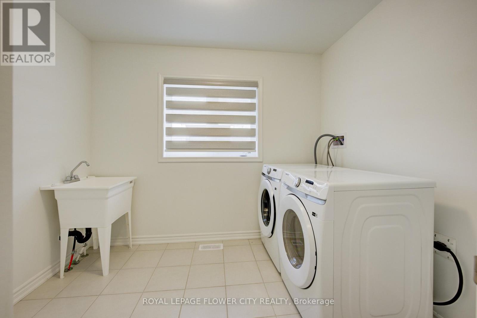 51 William Nador Street Property Photo 26