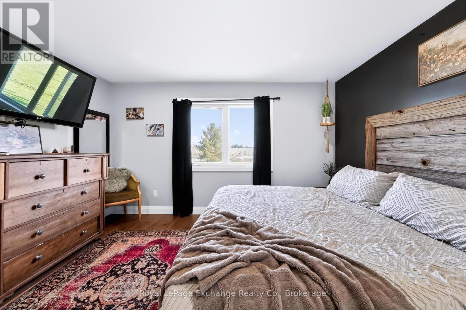 68 North Street N Property Photo 24