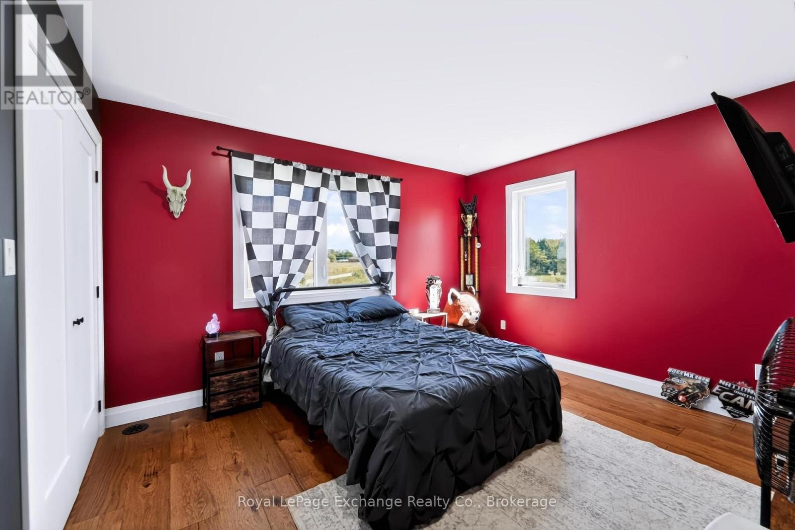 68 North Street N Property Photo 36
