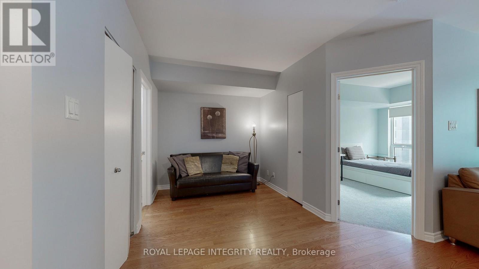903 - 234 Rideau Street Property Photo 11