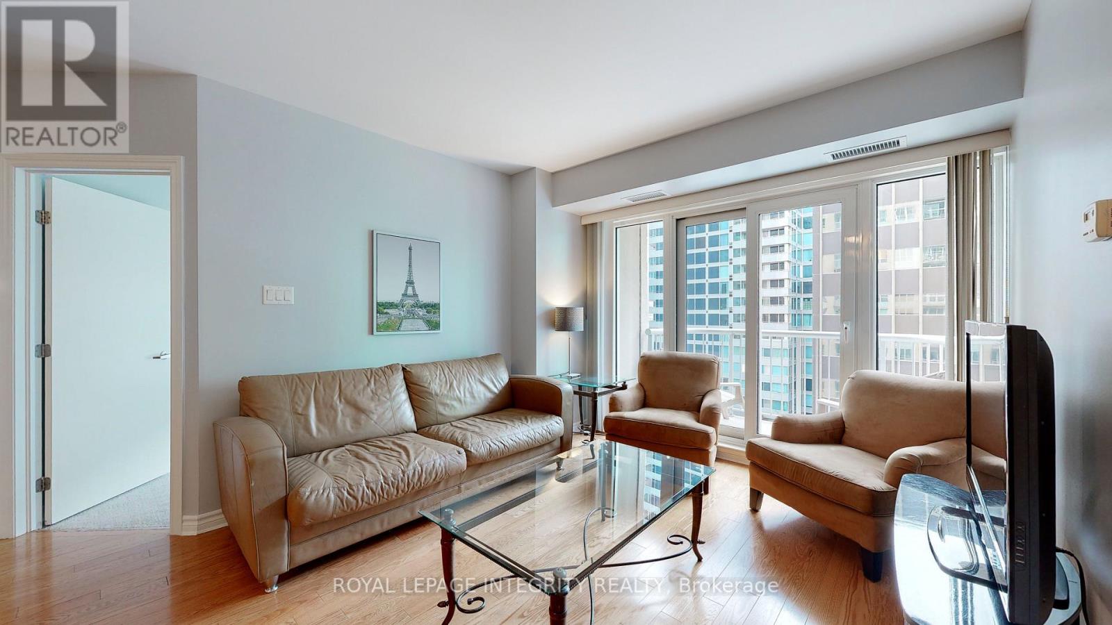 903 - 234 Rideau Street Property Photo 15