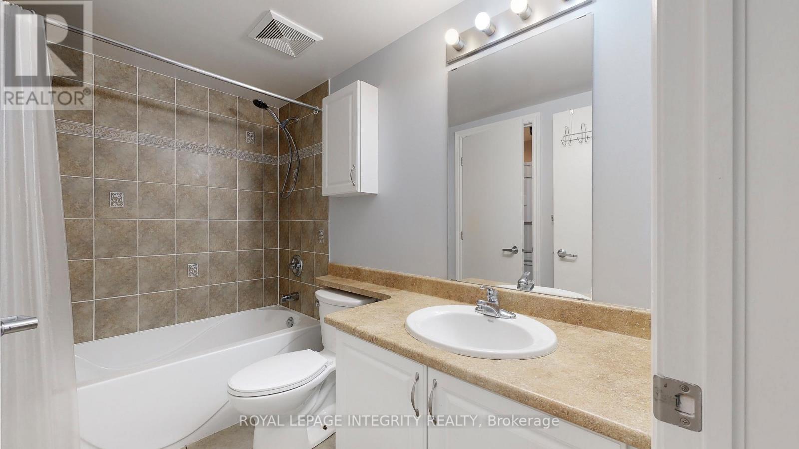 903 - 234 Rideau Street Property Photo 24