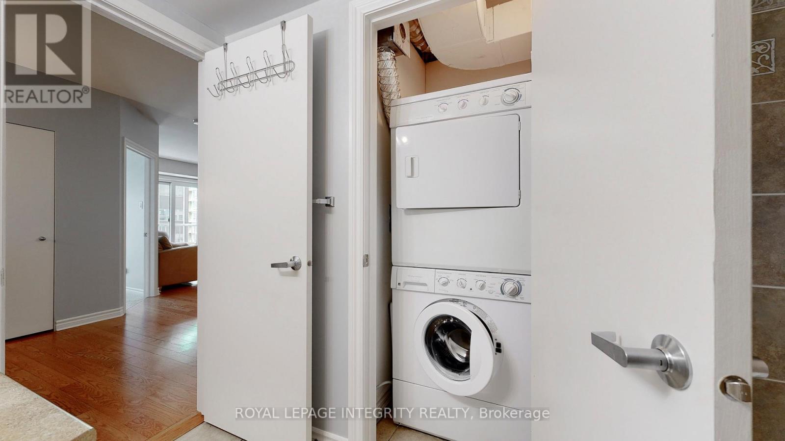 903 - 234 Rideau Street Property Photo 25