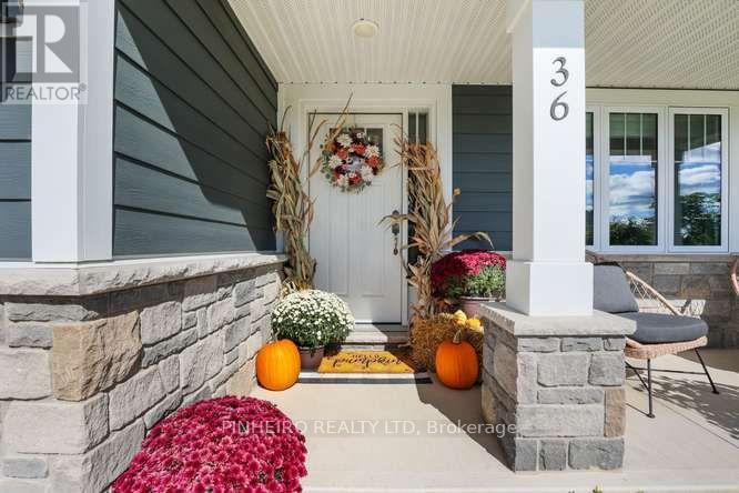 36 Honey Bend Property Photo 5