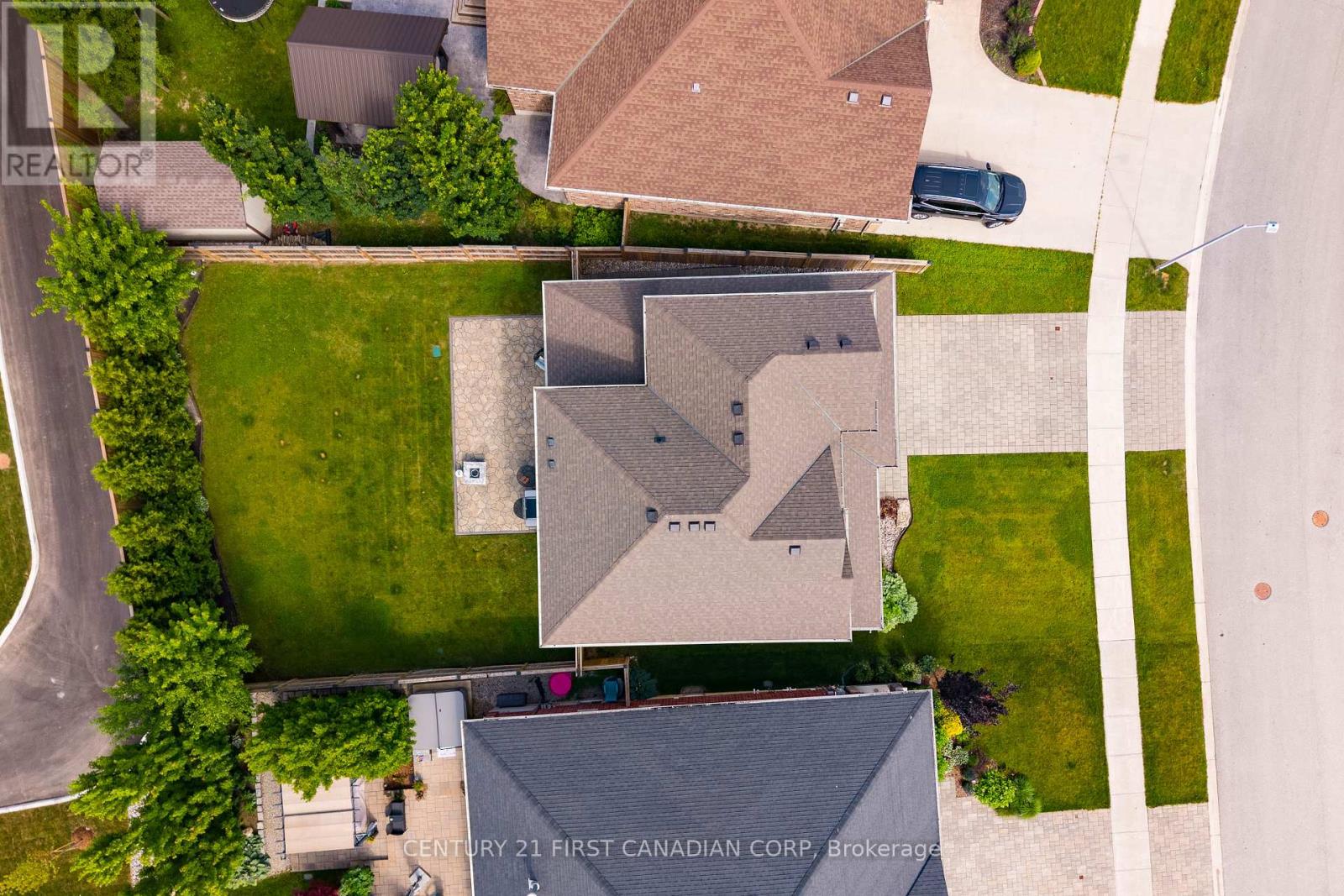155 Spencer Avenue Property Photo 12