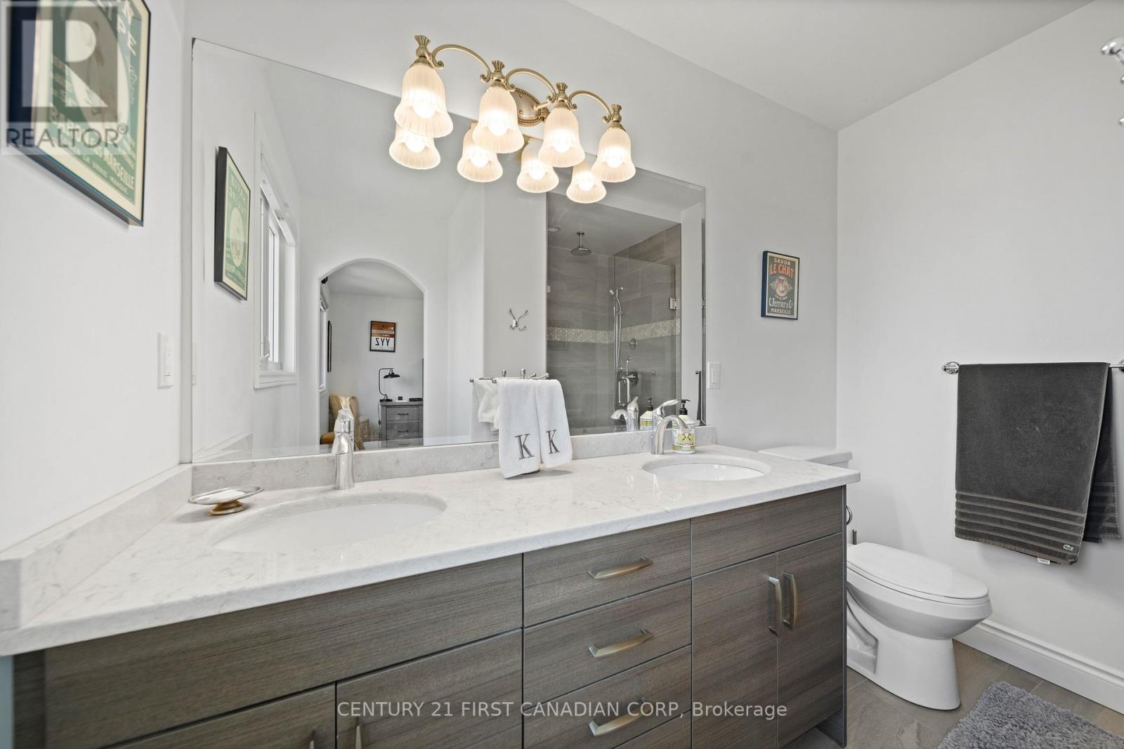 155 Spencer Avenue Property Photo 34
