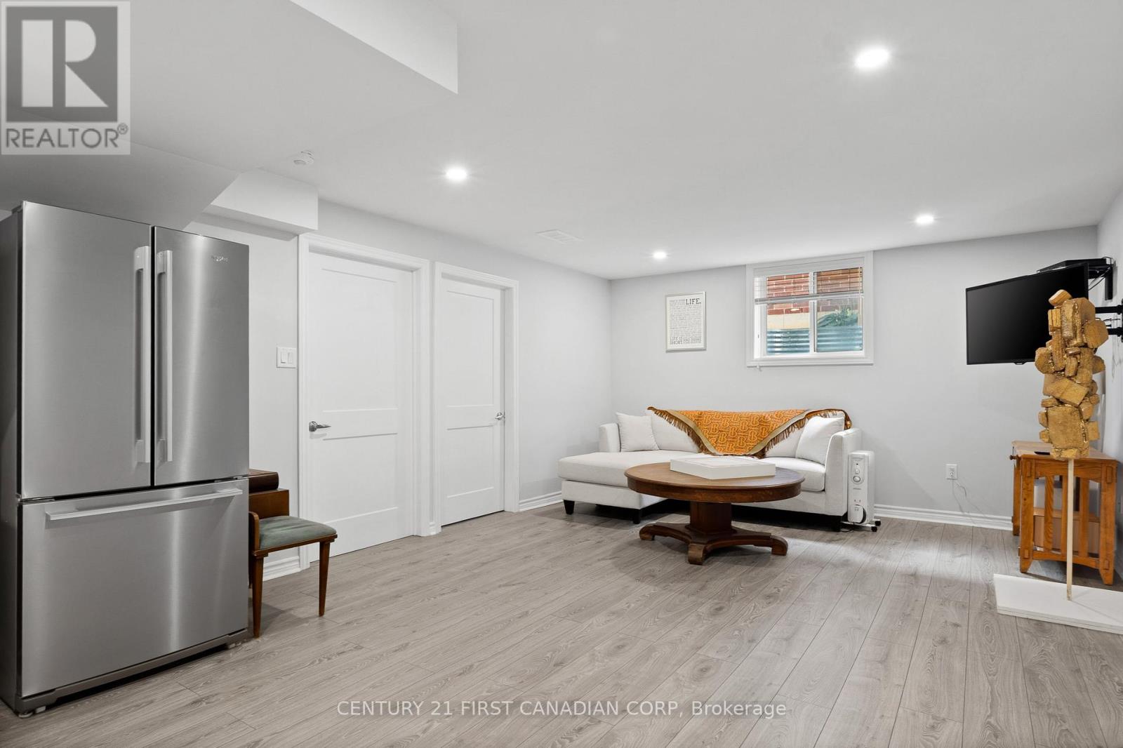 155 Spencer Avenue Property Photo 43