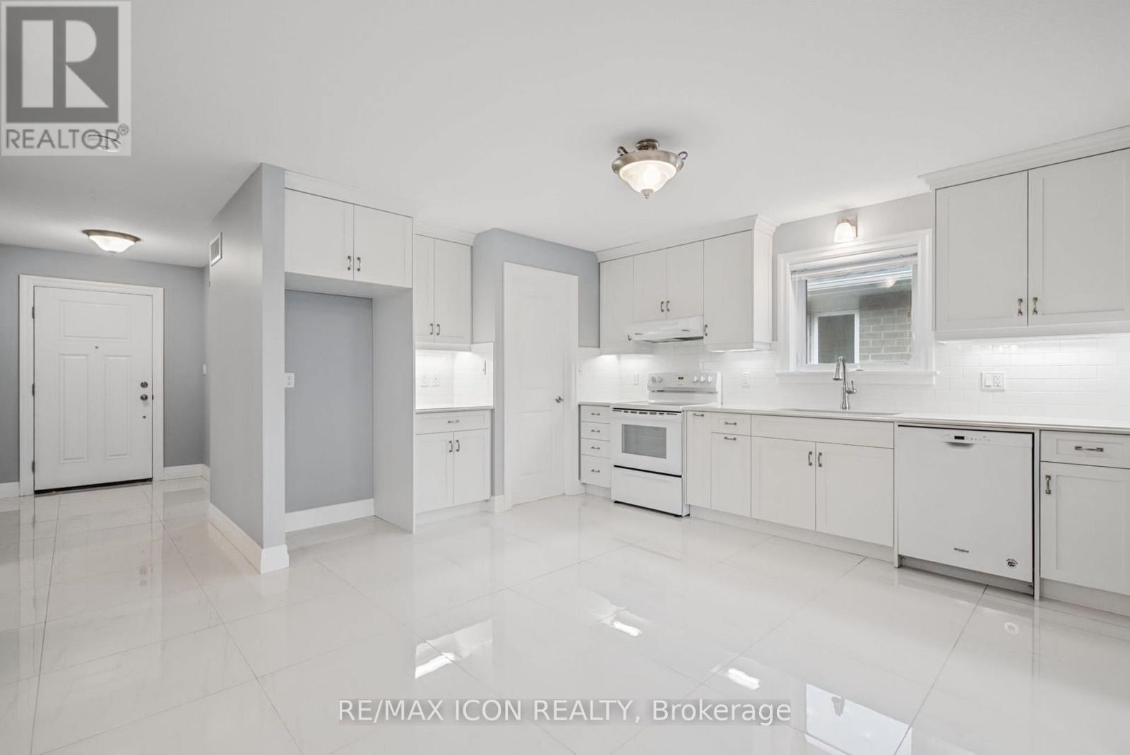 32 Foxtail Lane Property Photo 3