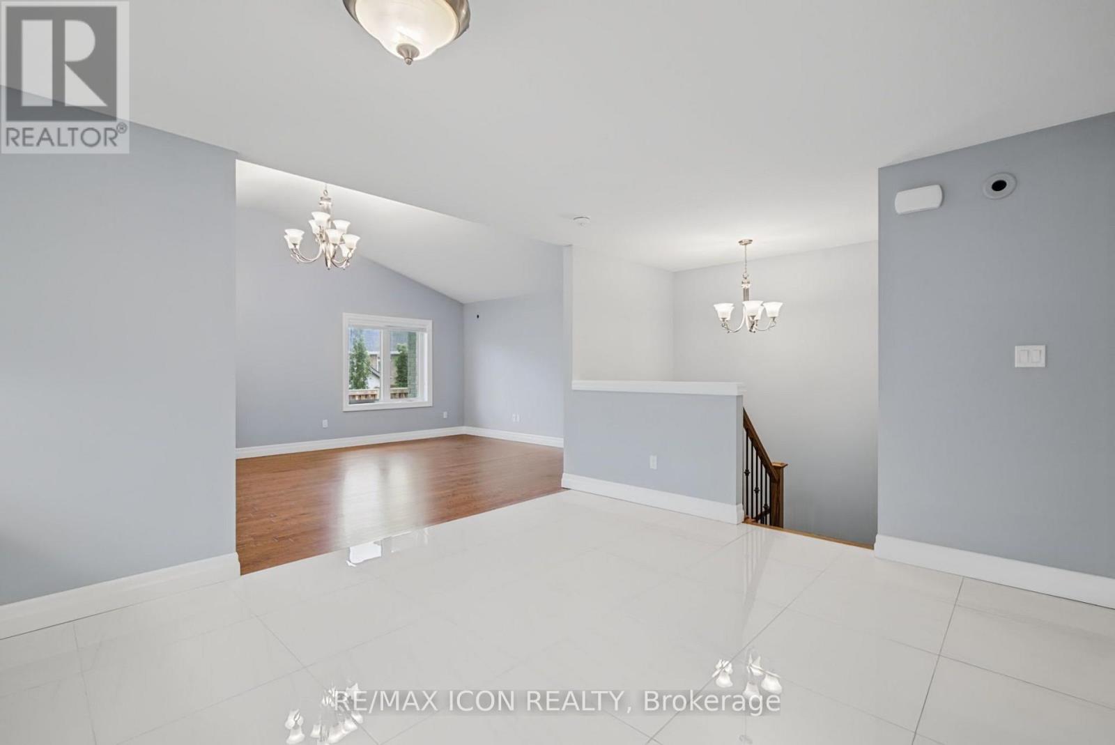 32 Foxtail Lane Property Photo 4
