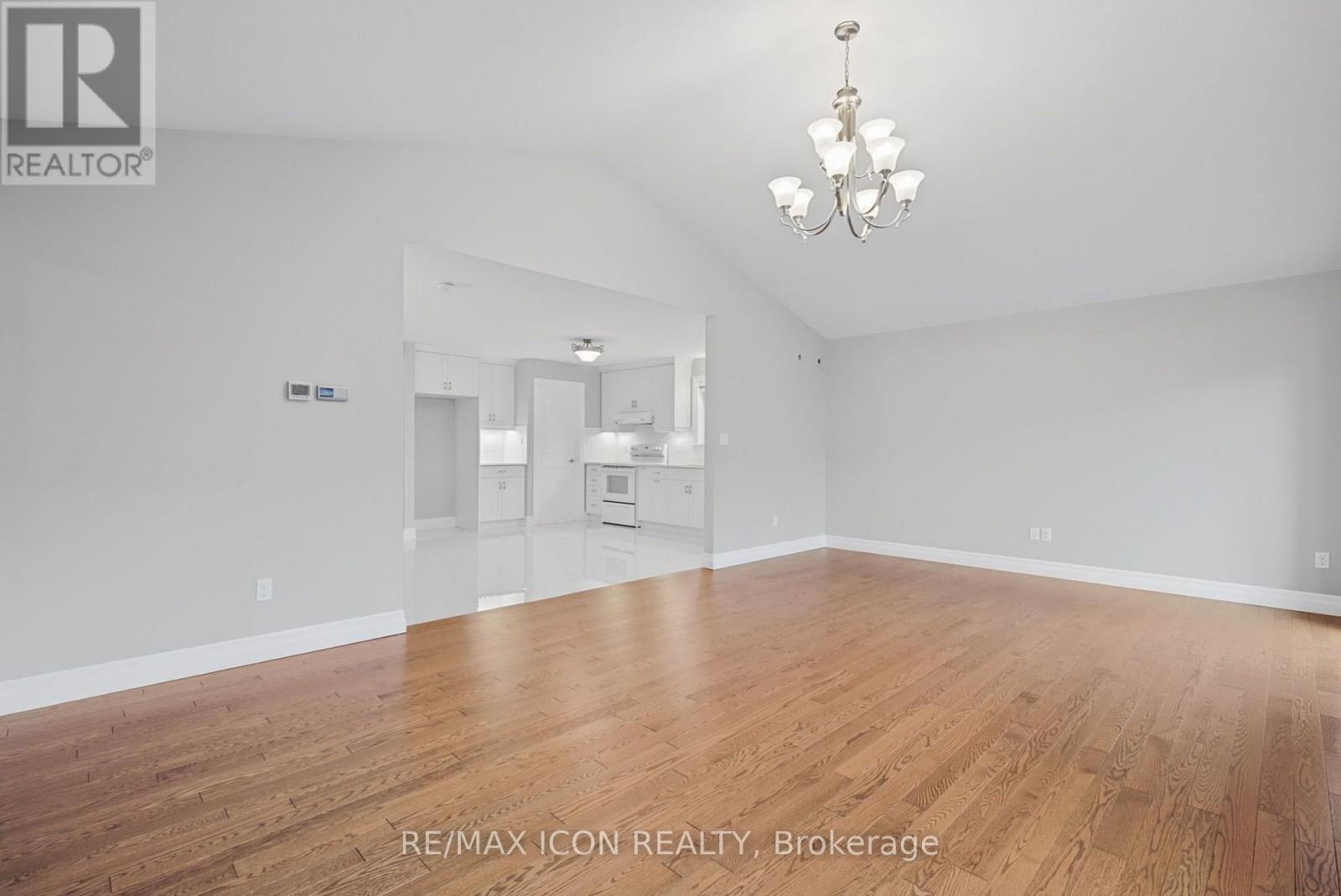 32 Foxtail Lane Property Photo 6