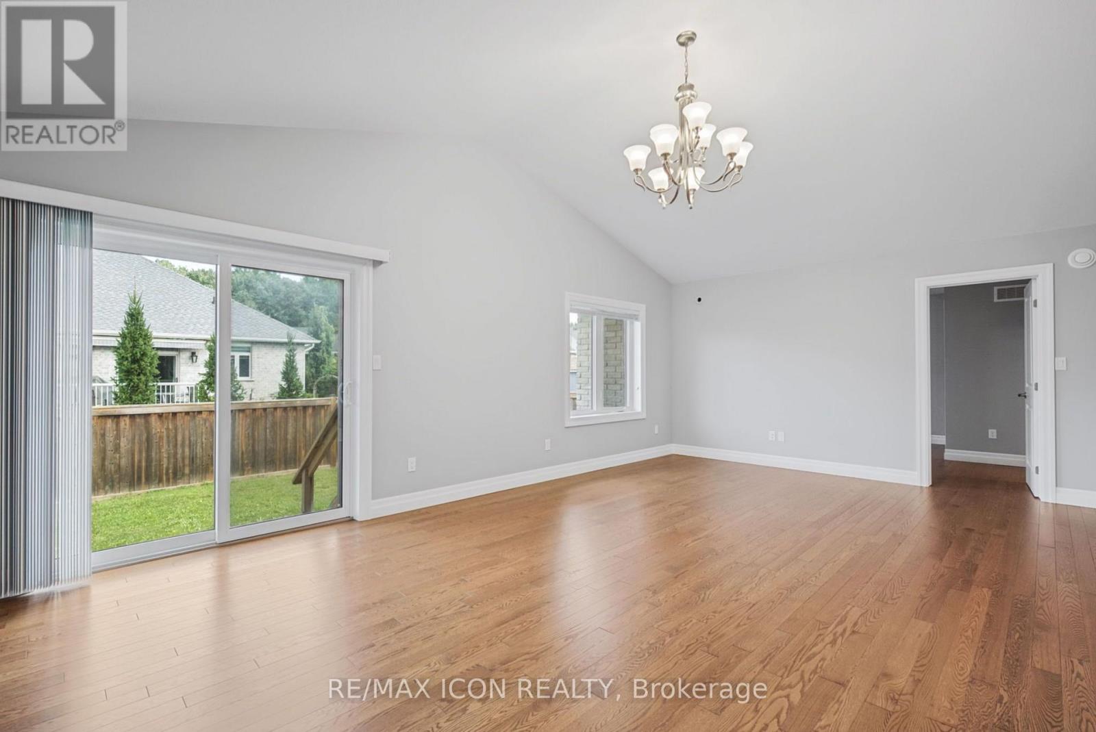 32 Foxtail Lane Property Photo 7