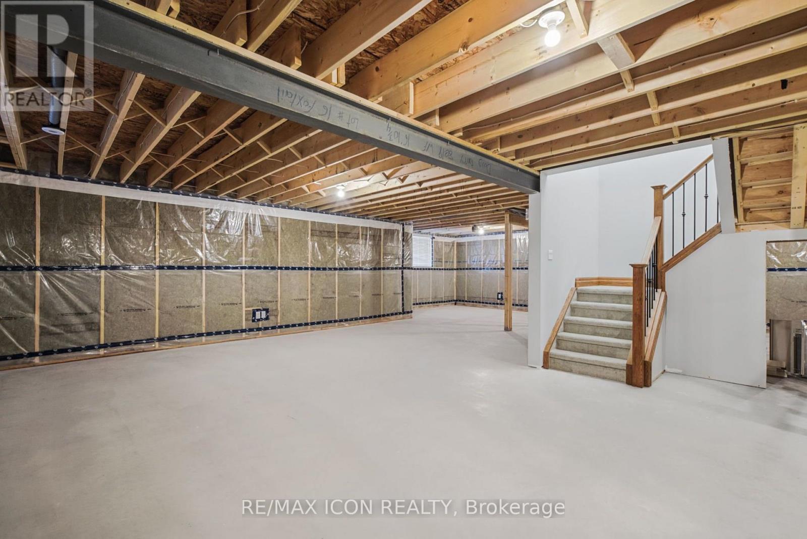 32 Foxtail Lane Property Photo 15