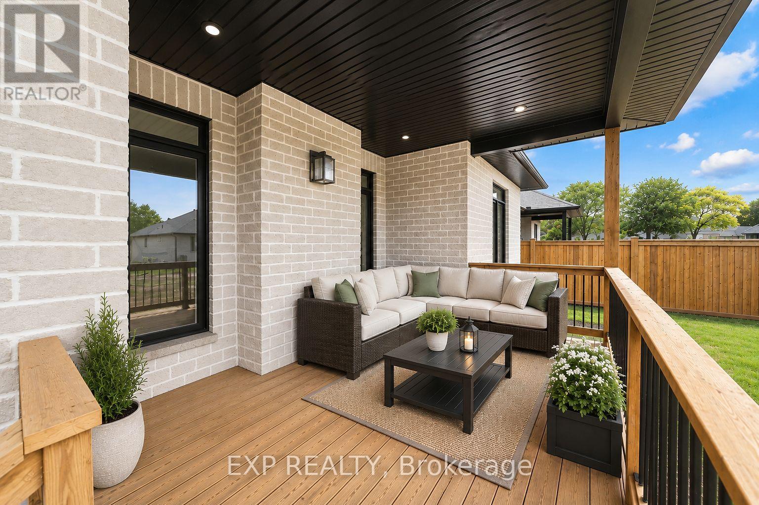 404 Erie Street Property Photo 17