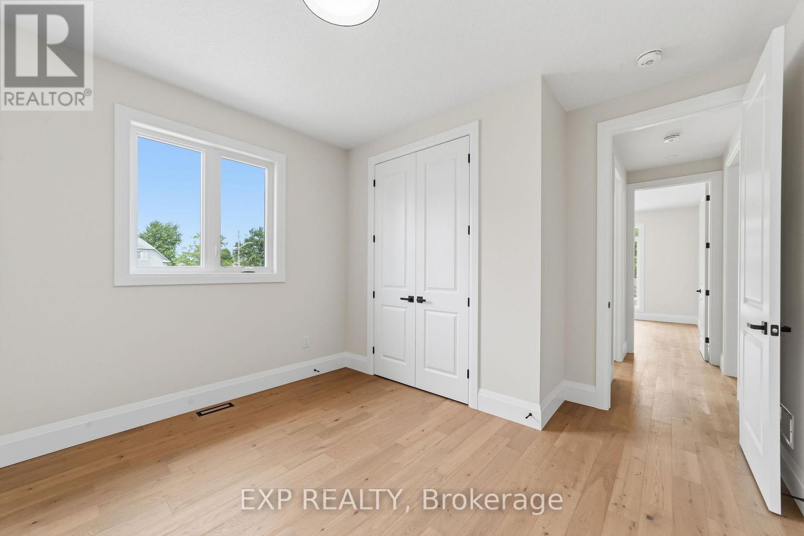 404 Erie Street Property Photo 24