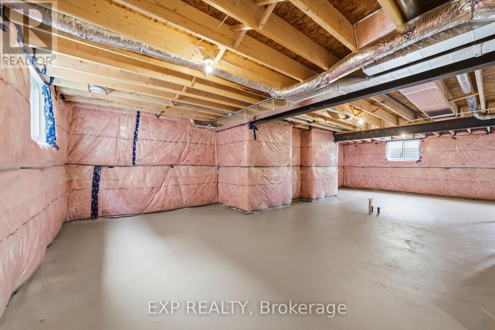 404 Erie Street Property Photo 29