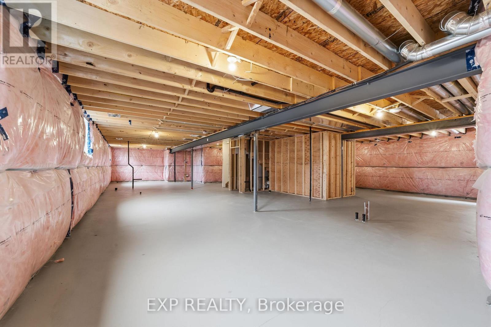 404 Erie Street Property Photo 31