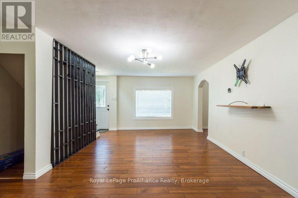 95 Grier Street Property Photo 8