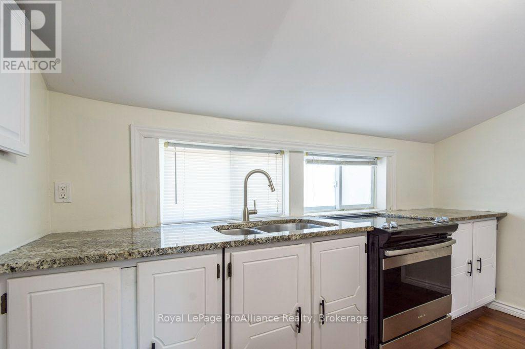 95 Grier Street Property Photo 12