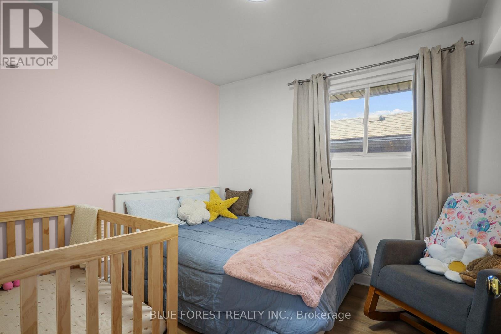 106 Harold Ct Court Property Photo 17