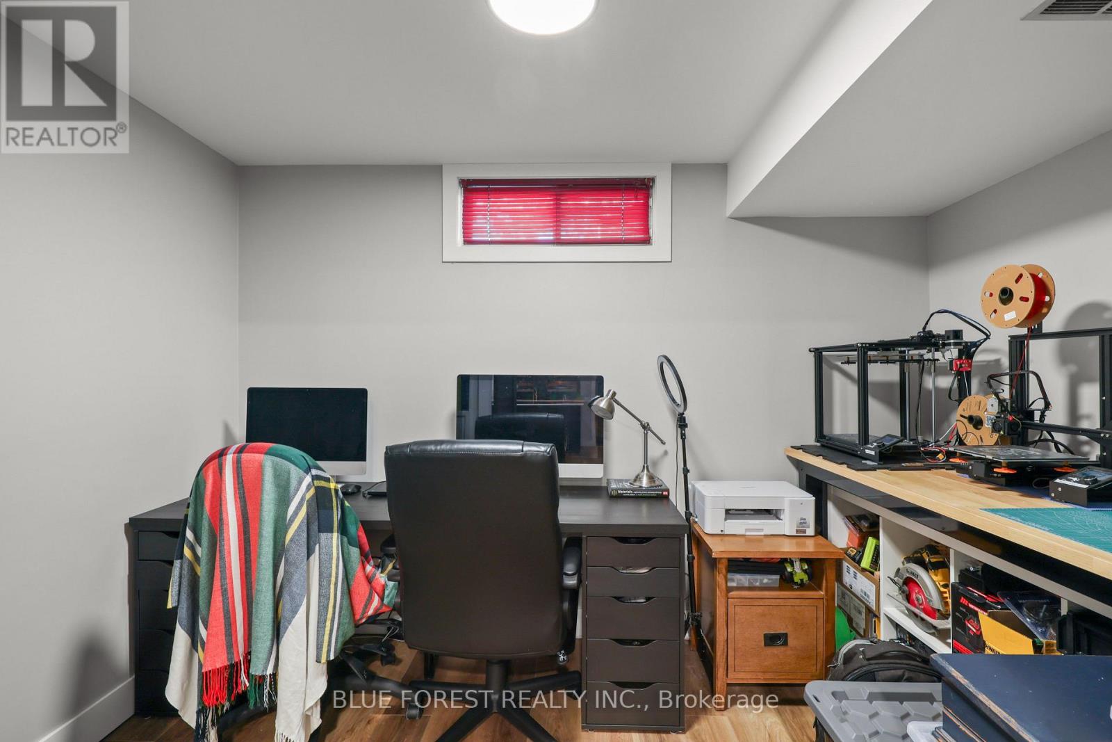106 Harold Ct Court Property Photo 32