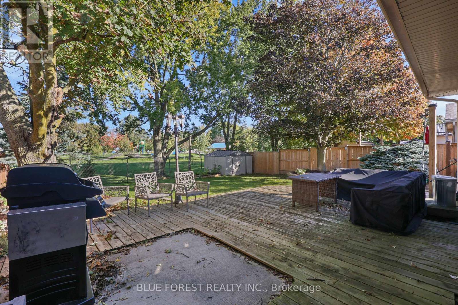 106 Harold Ct Court Property Photo 39