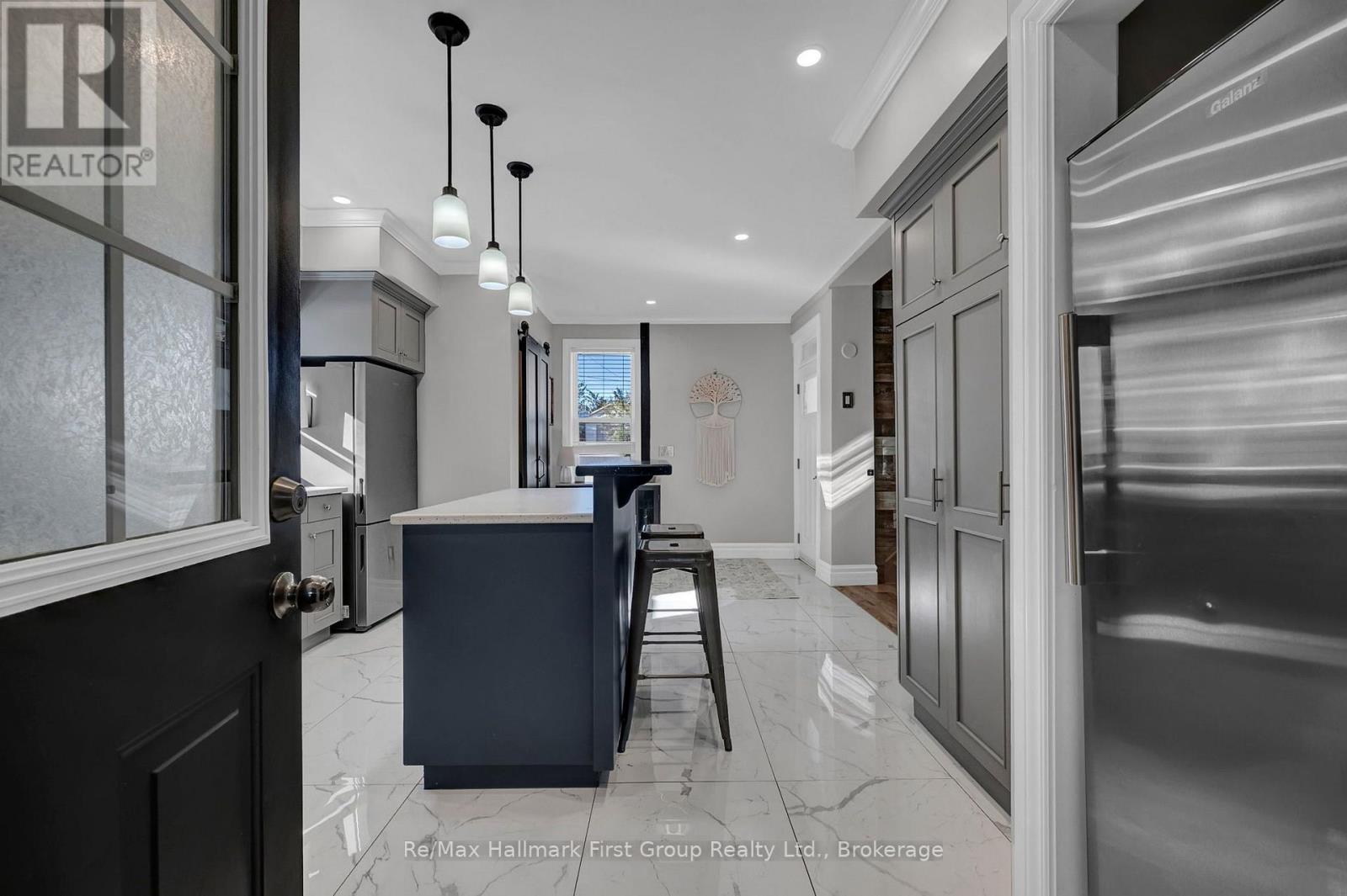 5 Elgin Street N Property Photo 7