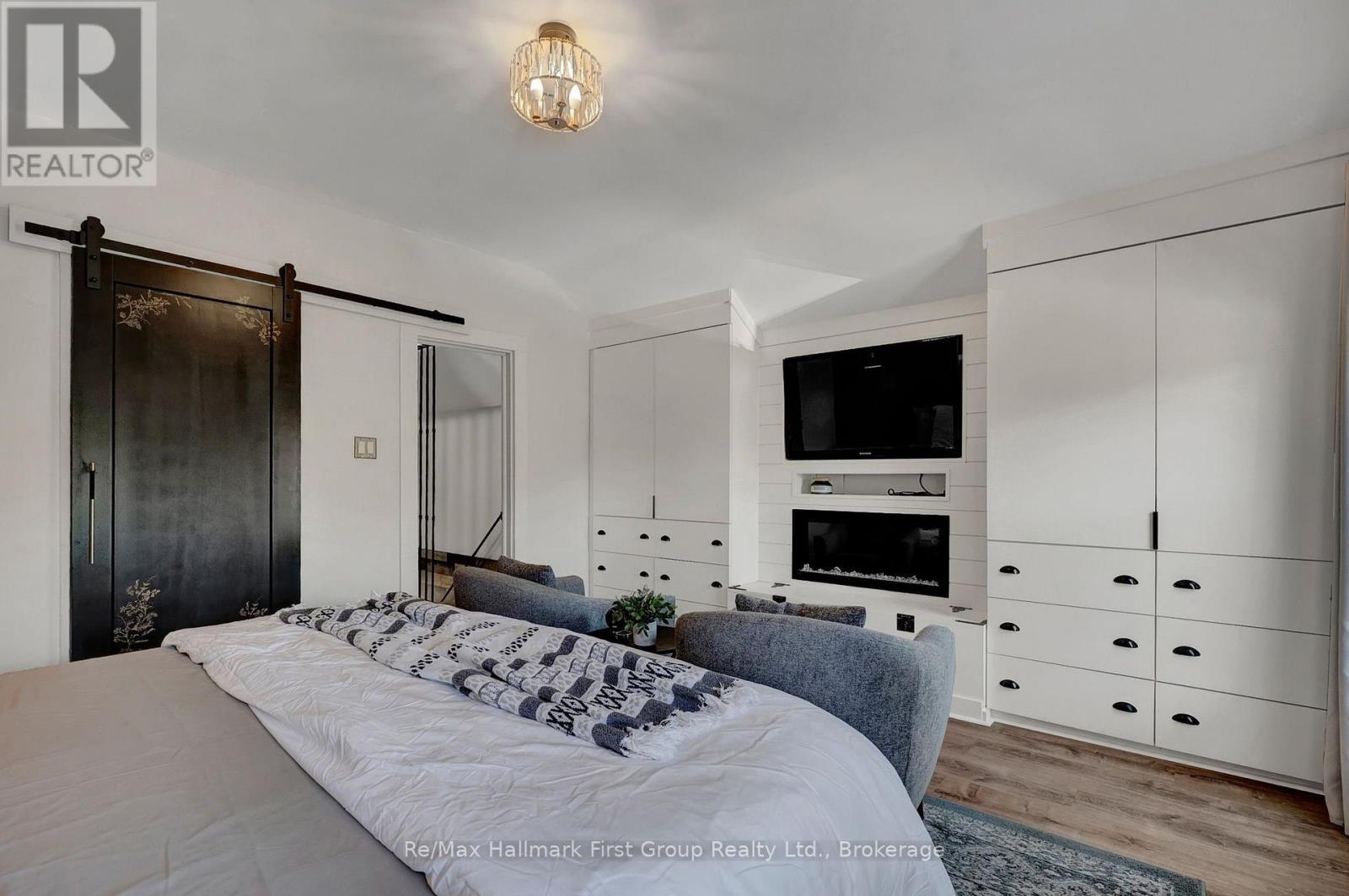 5 Elgin Street N Property Photo 19