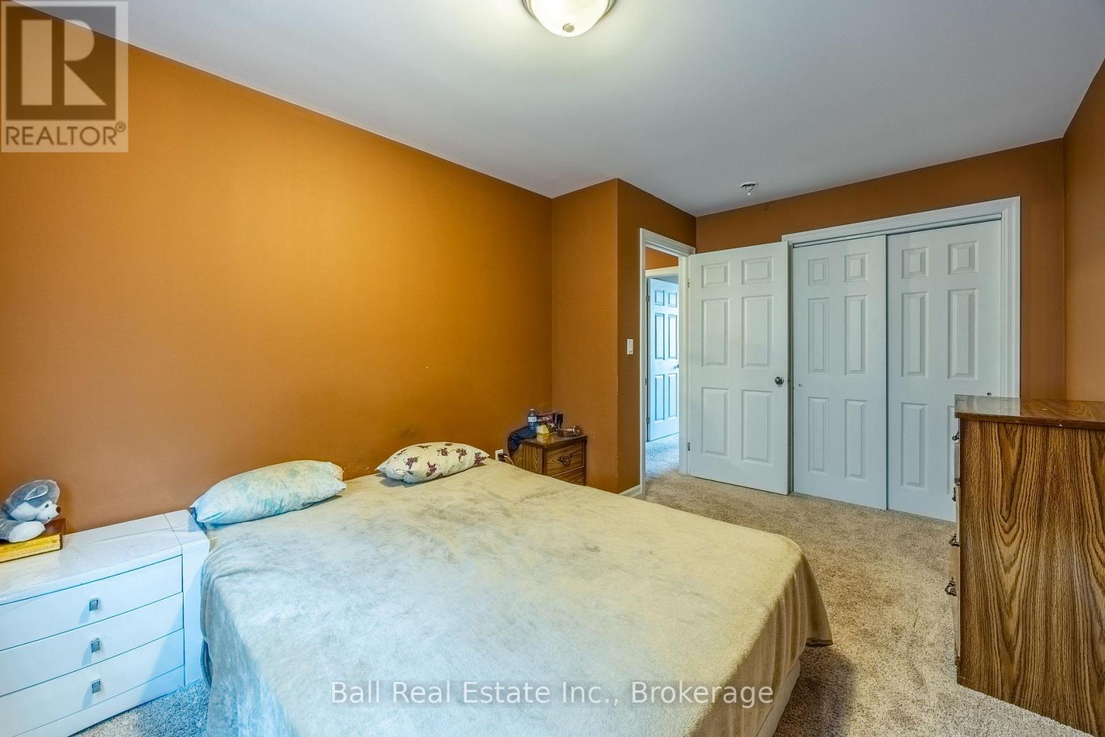 126183 Mall Road Property Photo 18
