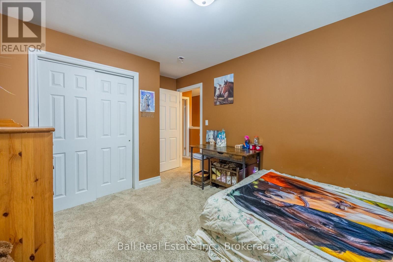126183 Mall Road Property Photo 22