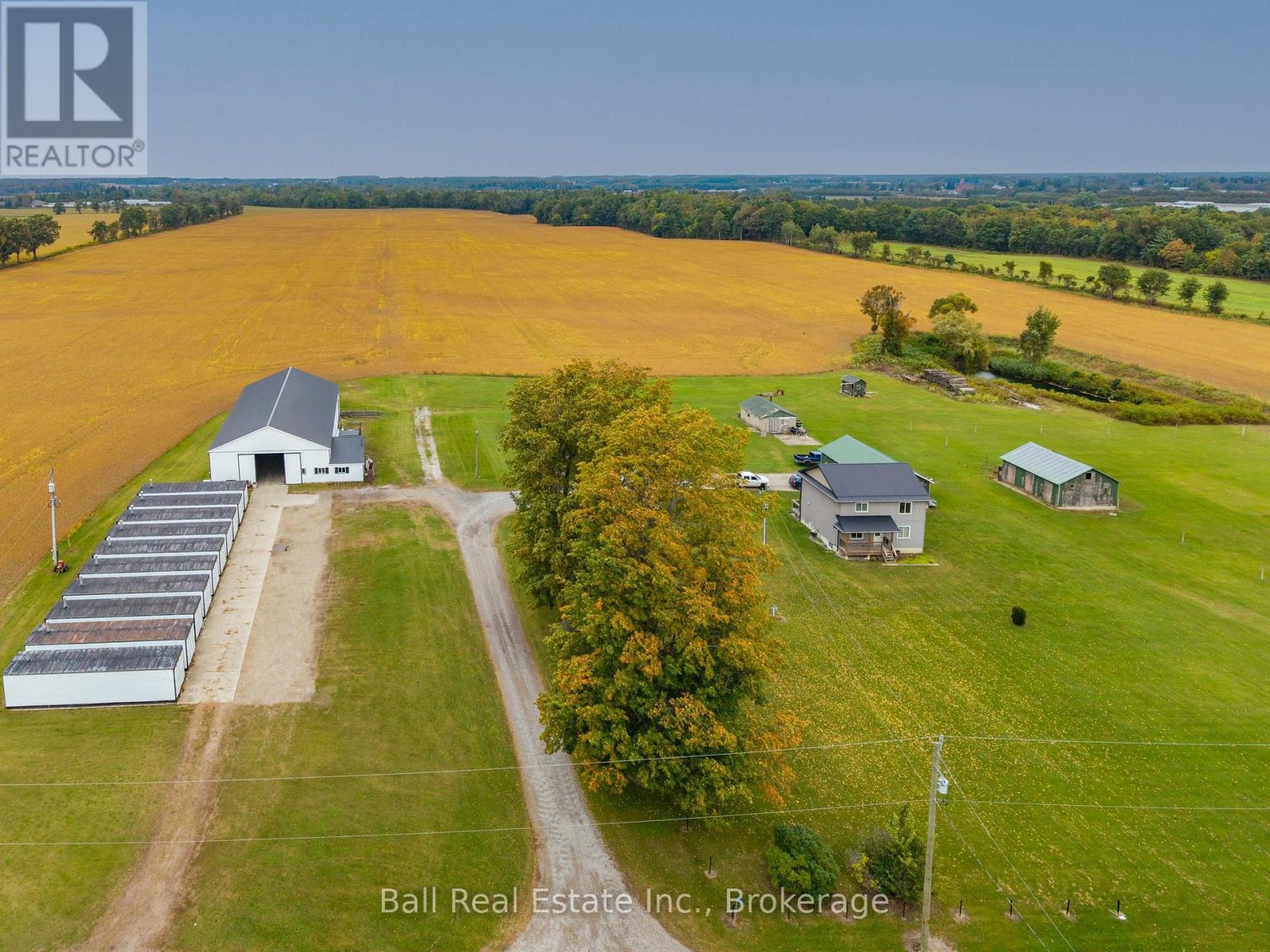 126183 Mall Road Property Photo 2