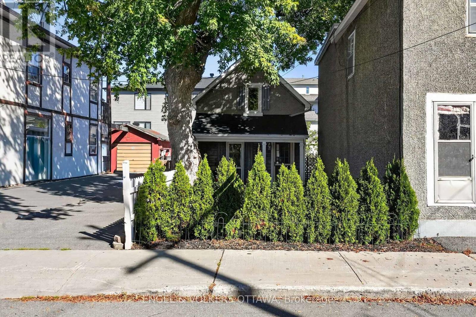 319 Savard Avenue Property Photo 2