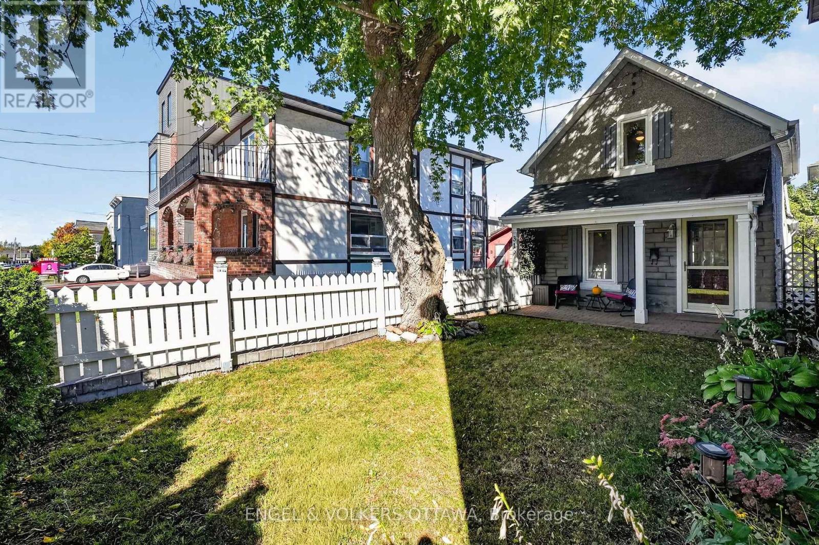 319 Savard Avenue Property Photo 4