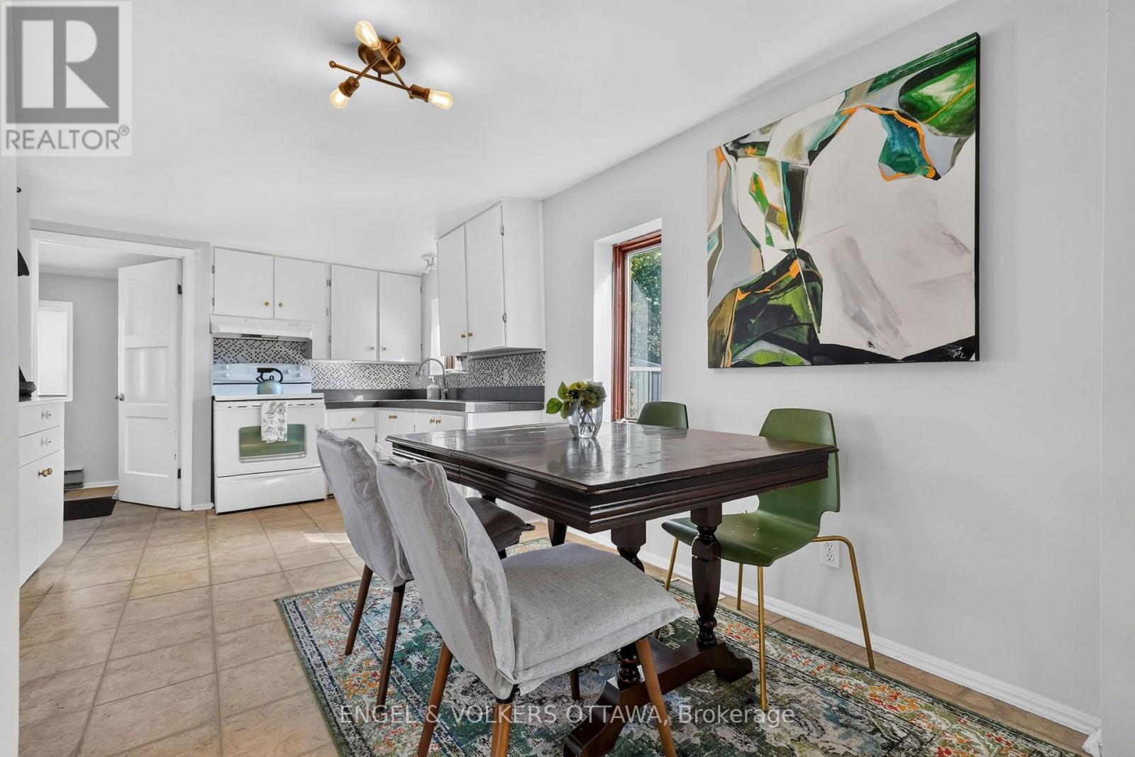 319 Savard Avenue Property Photo 23