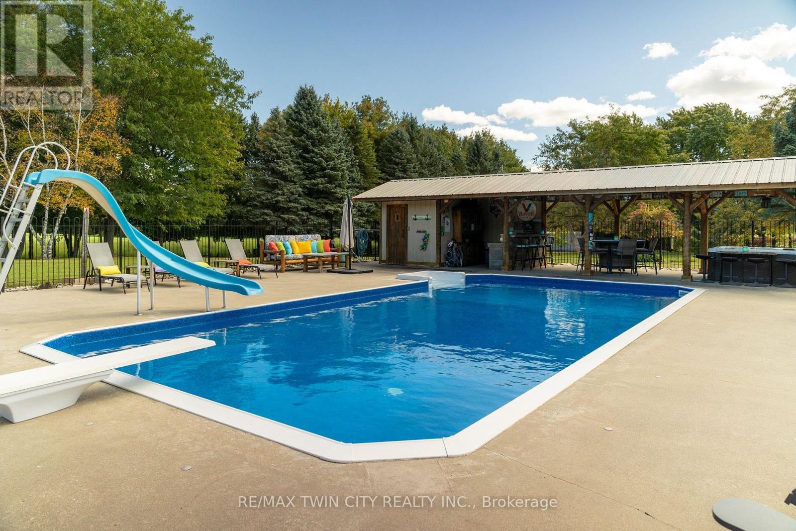 3362 Teeterville Road Property Photo 11