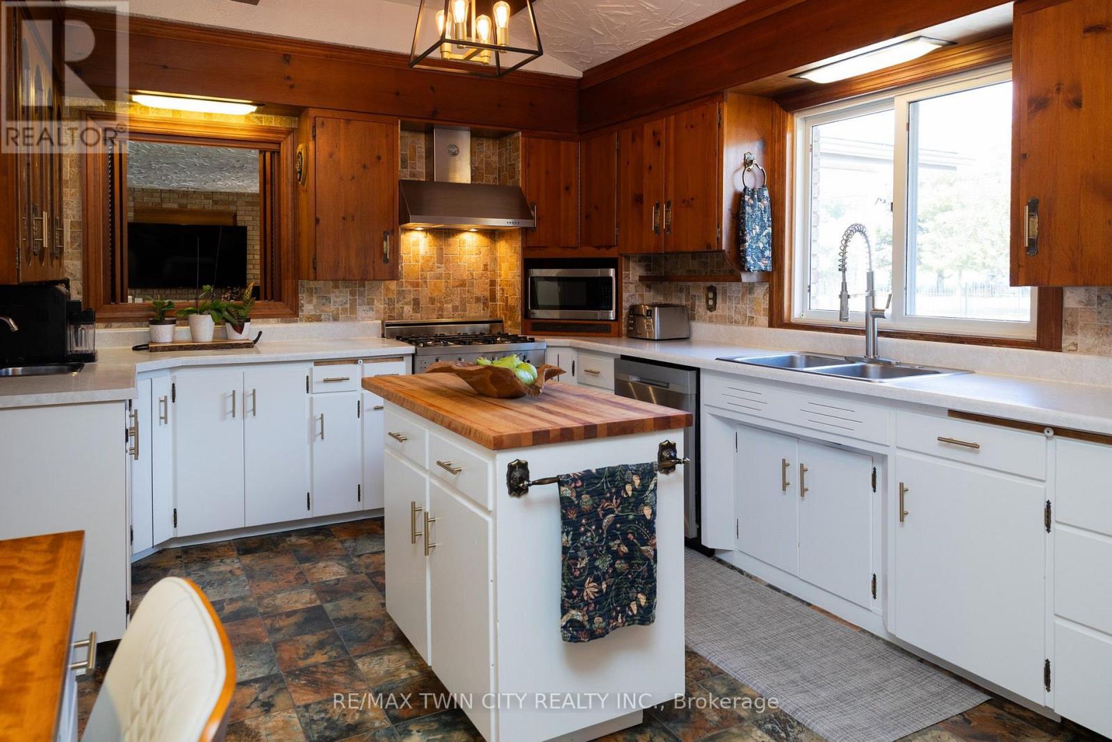 3362 Teeterville Road Property Photo 20