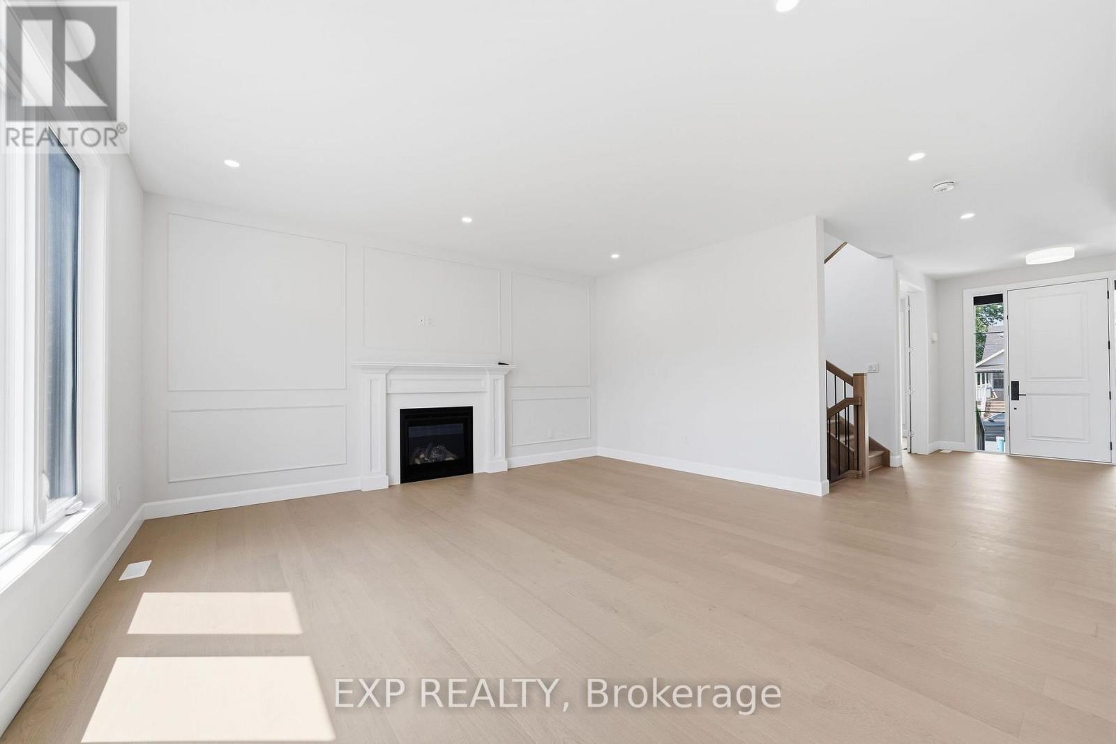 253 John Street Property Photo 15