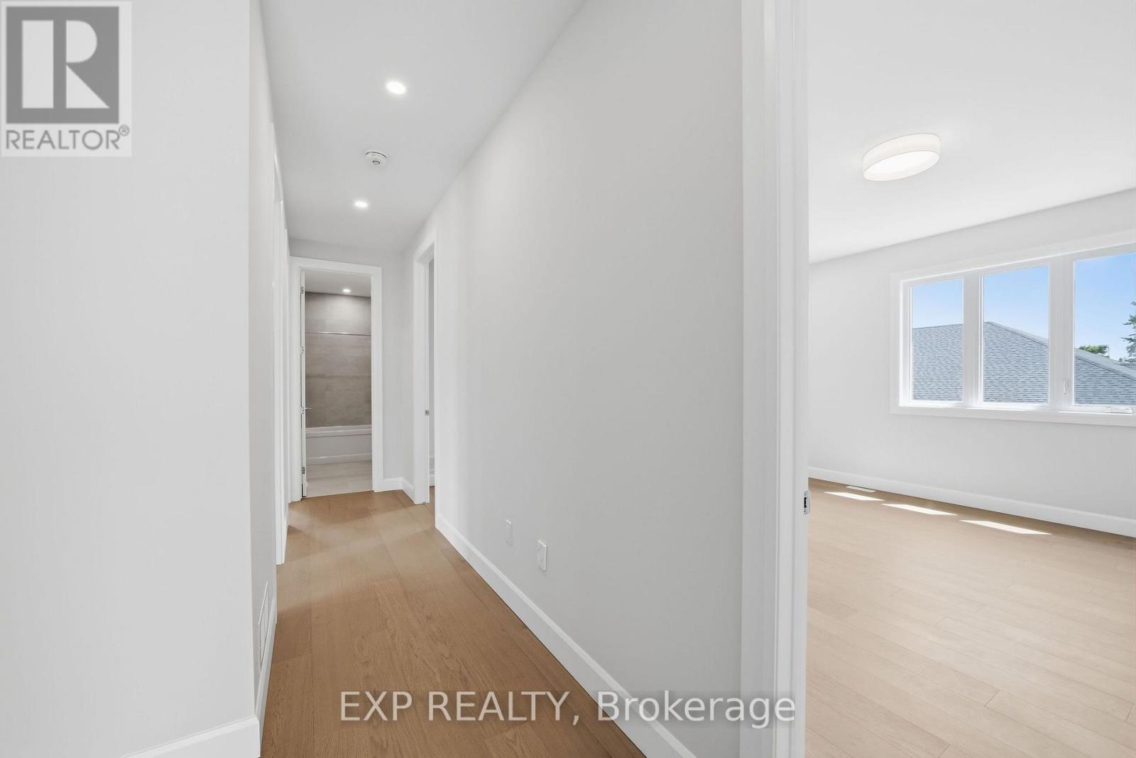 253 John Street Property Photo 20